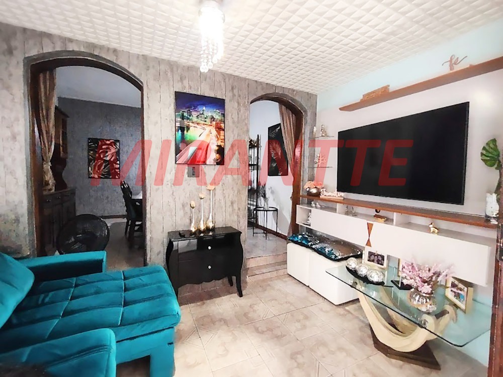 Casa terrea de 100m² com 3 quartos em Vila Santa Terezinha (Zona Norte)