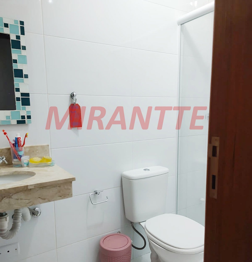Sobrado de 54m² com 2 quartos em Vila Nivi