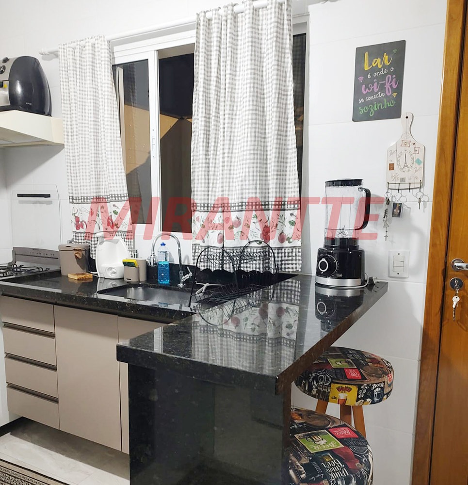 Sobrado de 54m² com 2 quartos em Vila Nivi