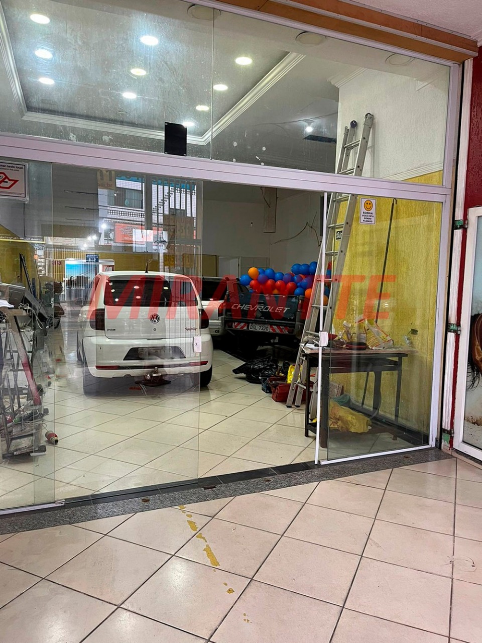 Comercial de 235m² em Vila Nova Cachoeirinha