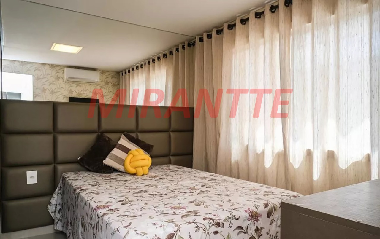 Sobrado de 160m² com 4 quartos em Conjunto Residencial Santa Terezinha