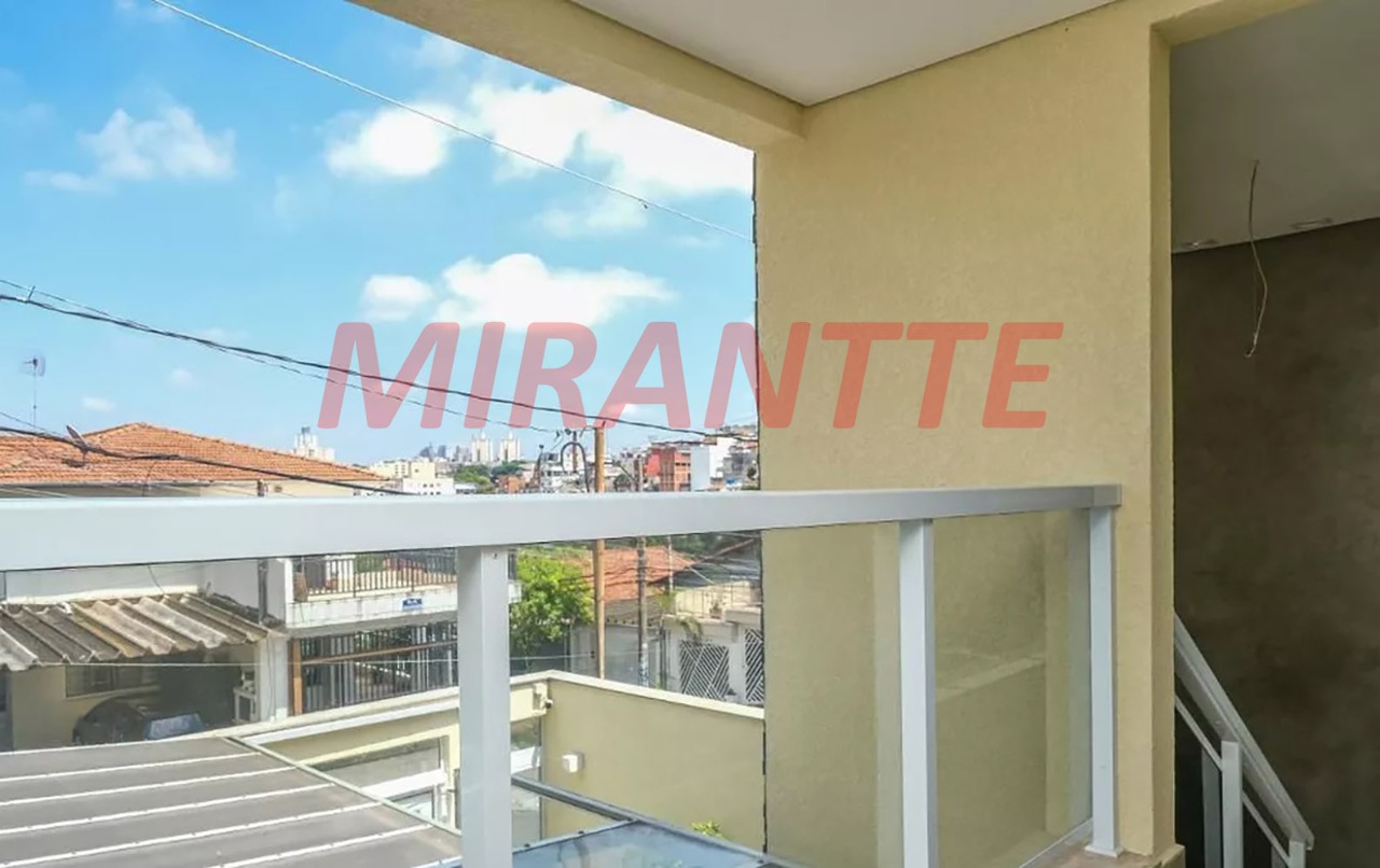 Sobrado de 160m² com 4 quartos em Conjunto Residencial Santa Terezinha