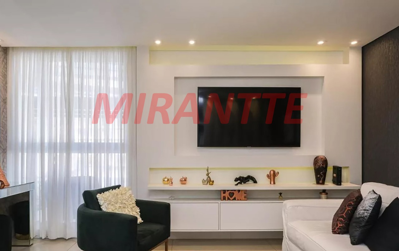 Sobrado de 160m² com 4 quartos em Conjunto Residencial Santa Terezinha