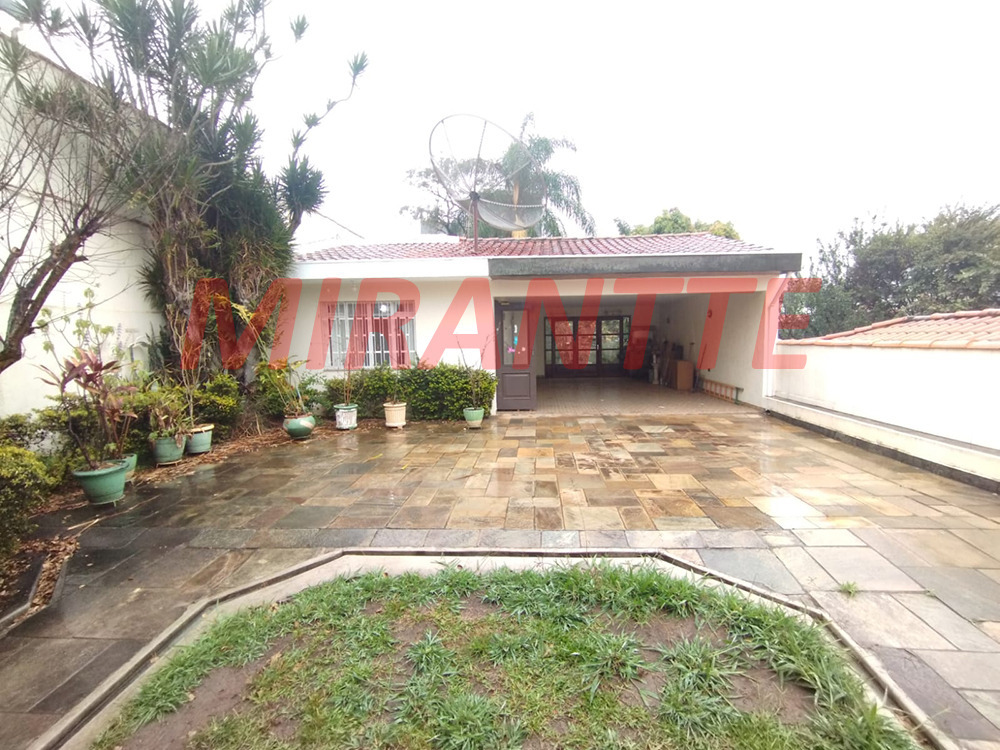 Casa terrea de 150m² com 2 quartos em Tremembe