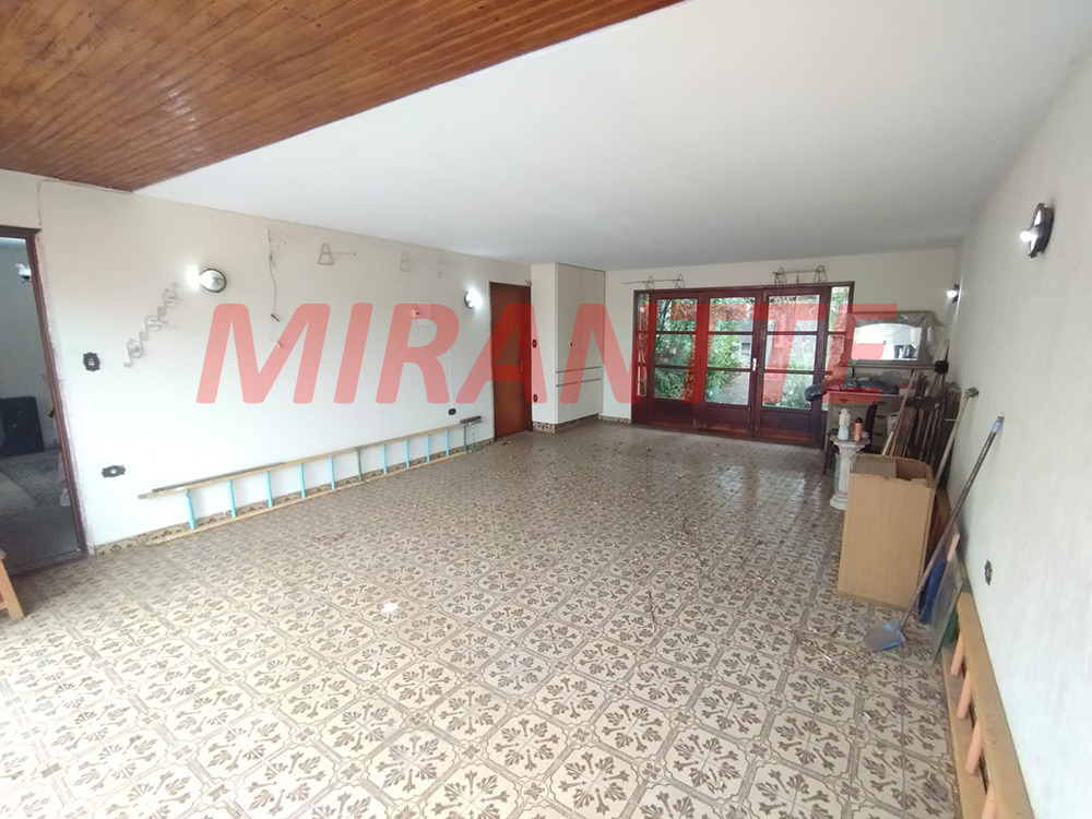 Casa terrea de 150m² com 2 quartos em Tremembe