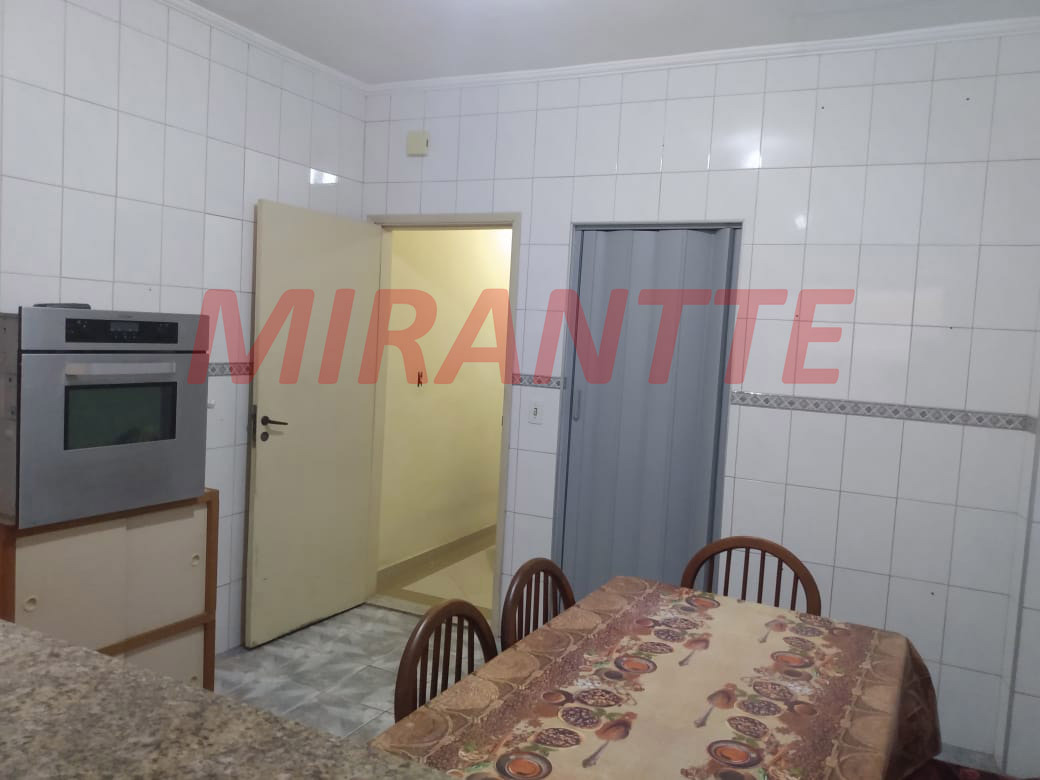 Sobrado de 160m² com 3 quartos em Vila Irmaos Arnoni