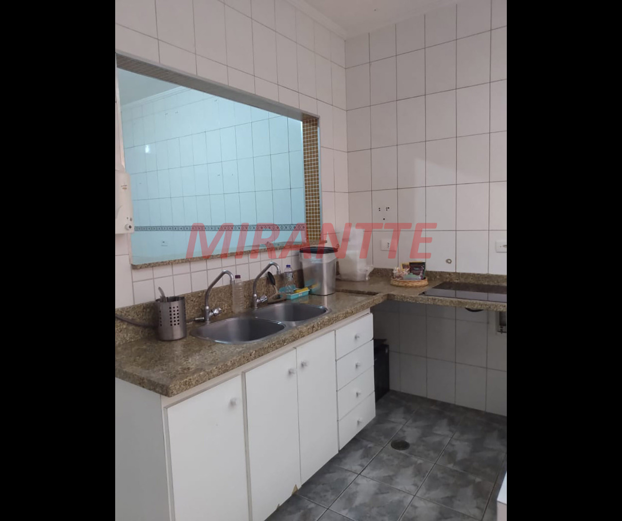 Sobrado de 160m² com 3 quartos em Vila Irmaos Arnoni