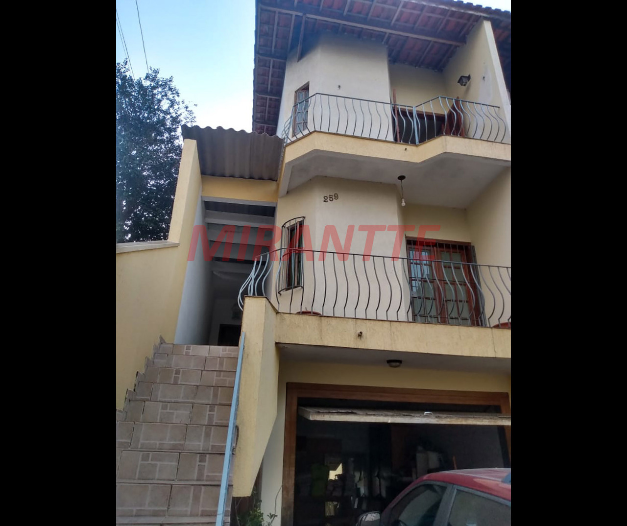 Sobrado de 160m² com 3 quartos em Vila Irmaos Arnoni