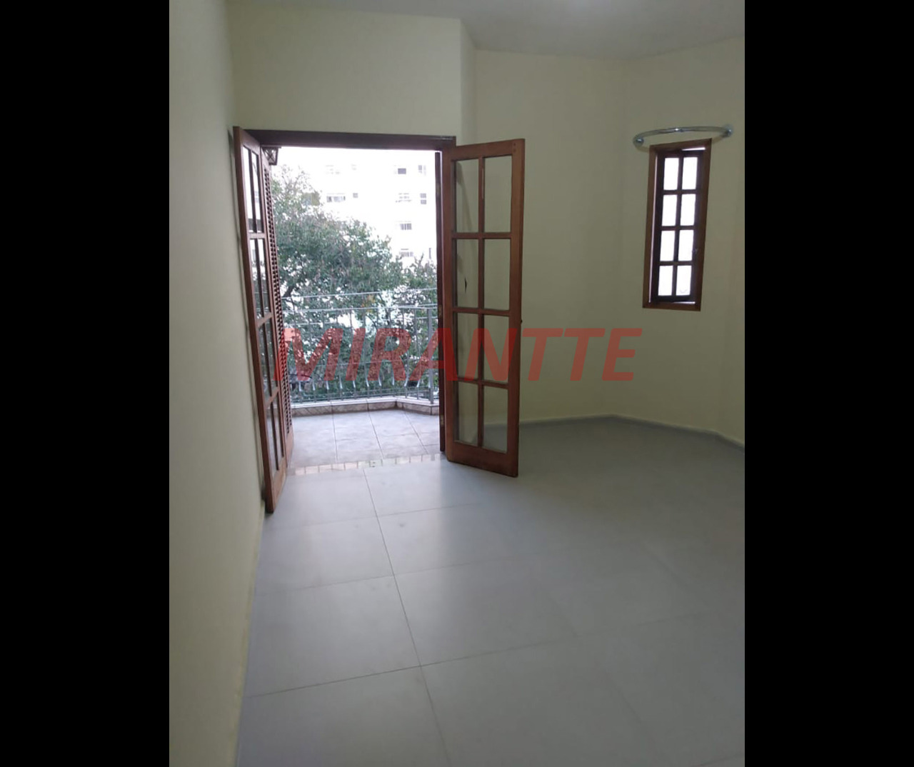 Sobrado de 160m² com 3 quartos em Vila Irmaos Arnoni