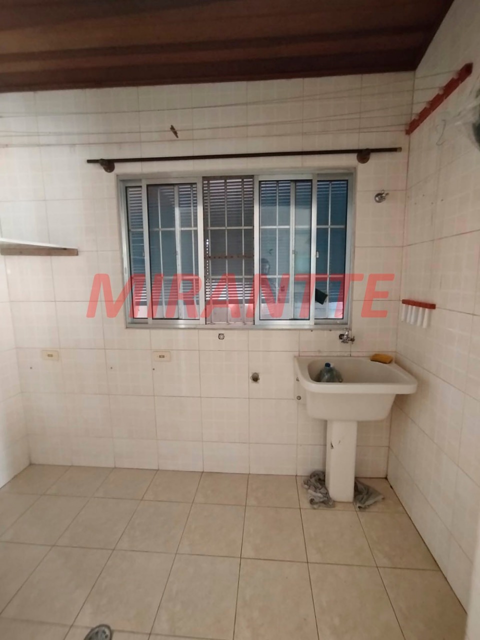 Casa terrea de 221.5m² com 3 quartos em parque cerros verdes