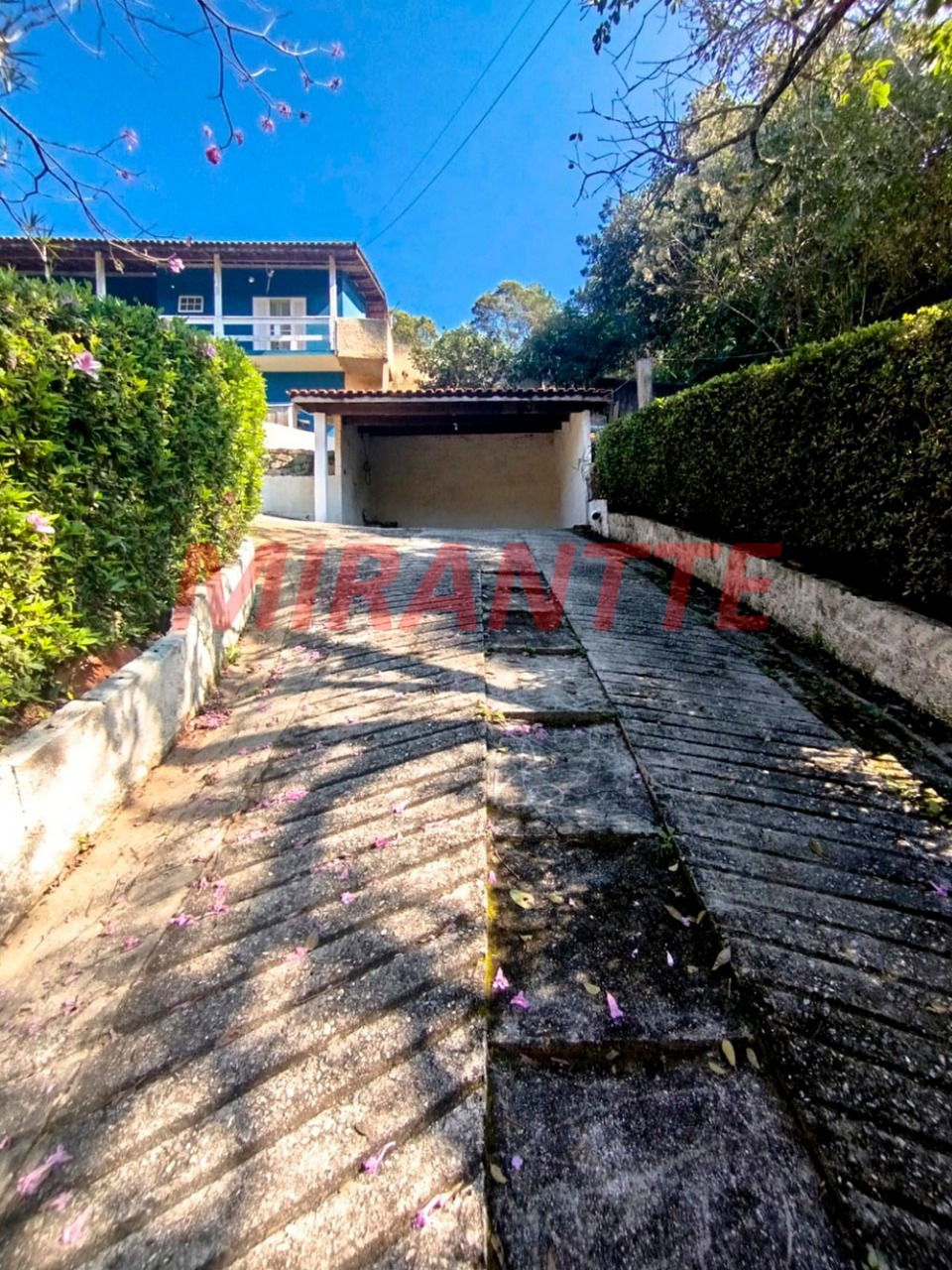Casa terrea de 221.5m² com 3 quartos em parque cerros verdes