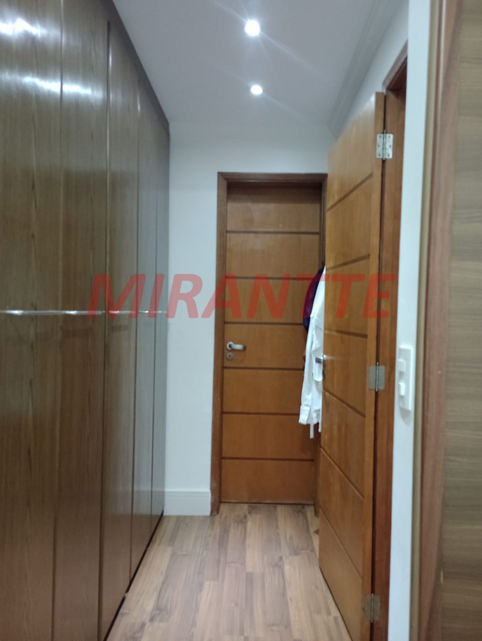 Casa terrea de 172m² com 3 quartos em Barro Branco (Zona Norte)