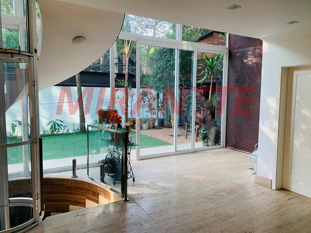 Sobrado de 700m² com 4 quartos em Jardim França