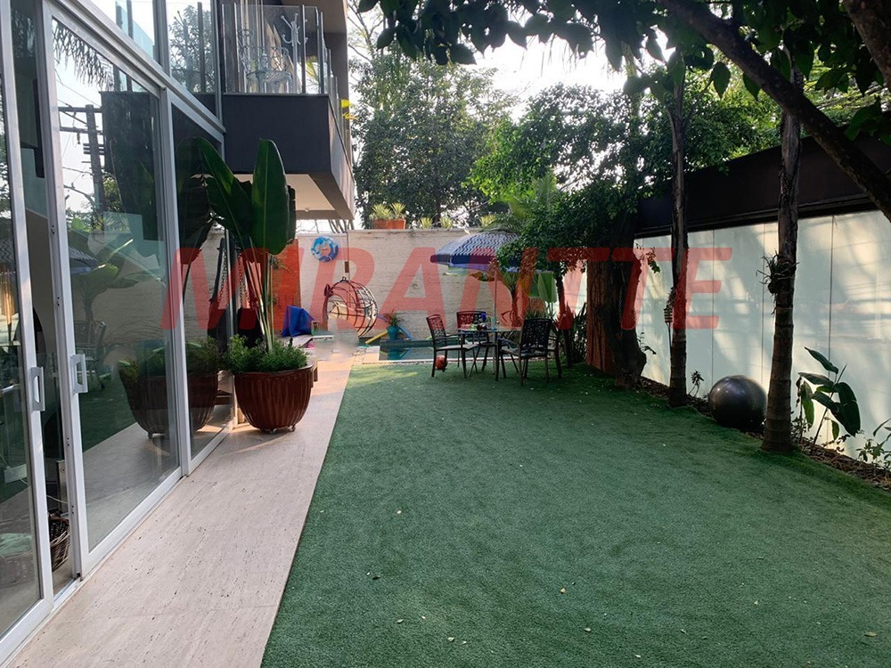 Sobrado de 700m² com 4 quartos em Jardim França