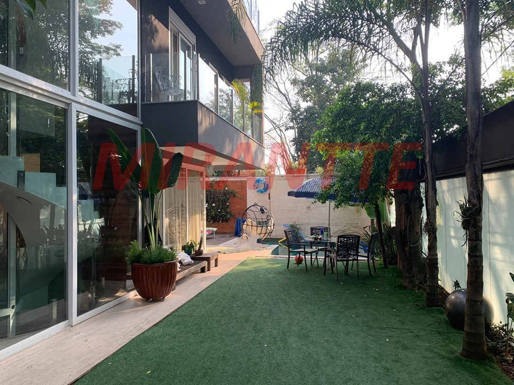 Sobrado de 700m² com 4 quartos em Jardim França