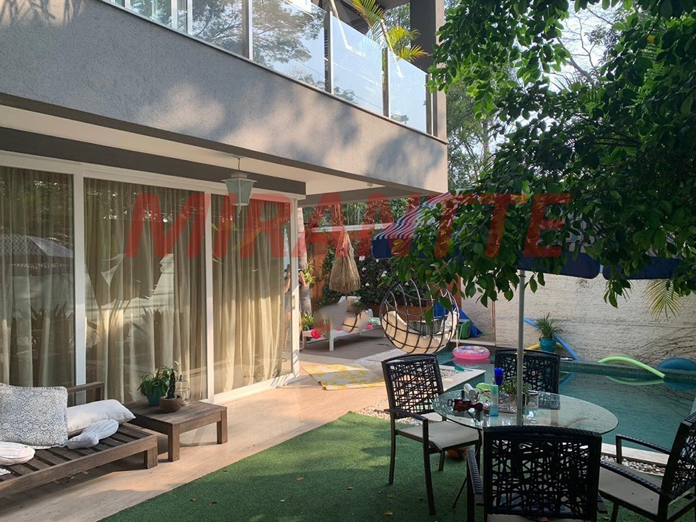Sobrado de 700m² com 4 quartos em Jardim França