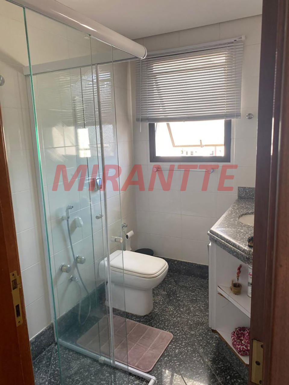 Apartamento de 220m² com 3 quartos em Santana