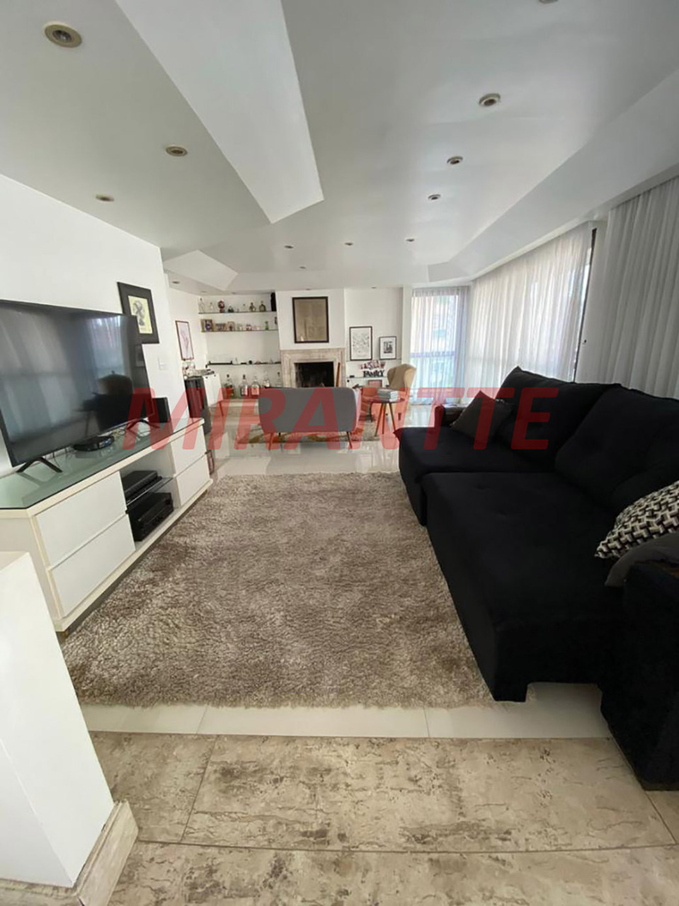 Apartamento de 220m² com 3 quartos em Santana