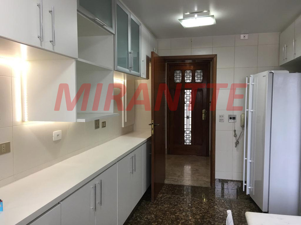 Apartamento de 220m² com 3 quartos em Santana