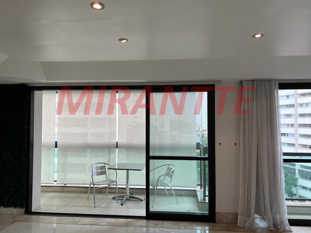 Apartamento de 220m² com 3 quartos em Santana