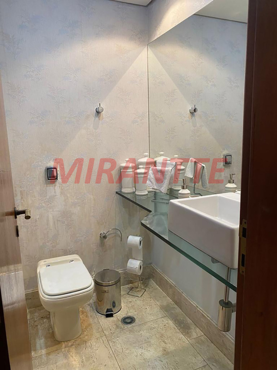 Apartamento de 220m² com 3 quartos em Santana