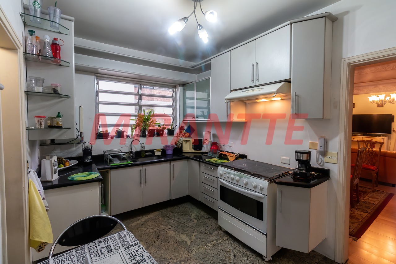 Apartamento de 188m² com 3 quartos em Jardim Paulista