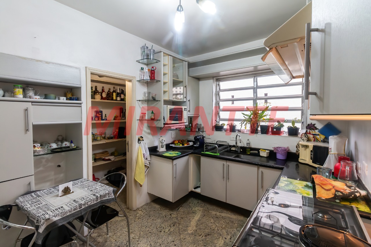 Apartamento de 188m² com 3 quartos em Jardim Paulista