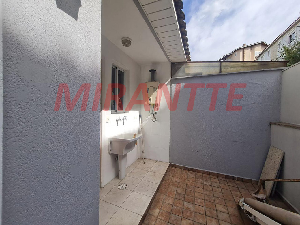 Cond. fechado de 115m² com 3 quartos em Horto Florestal