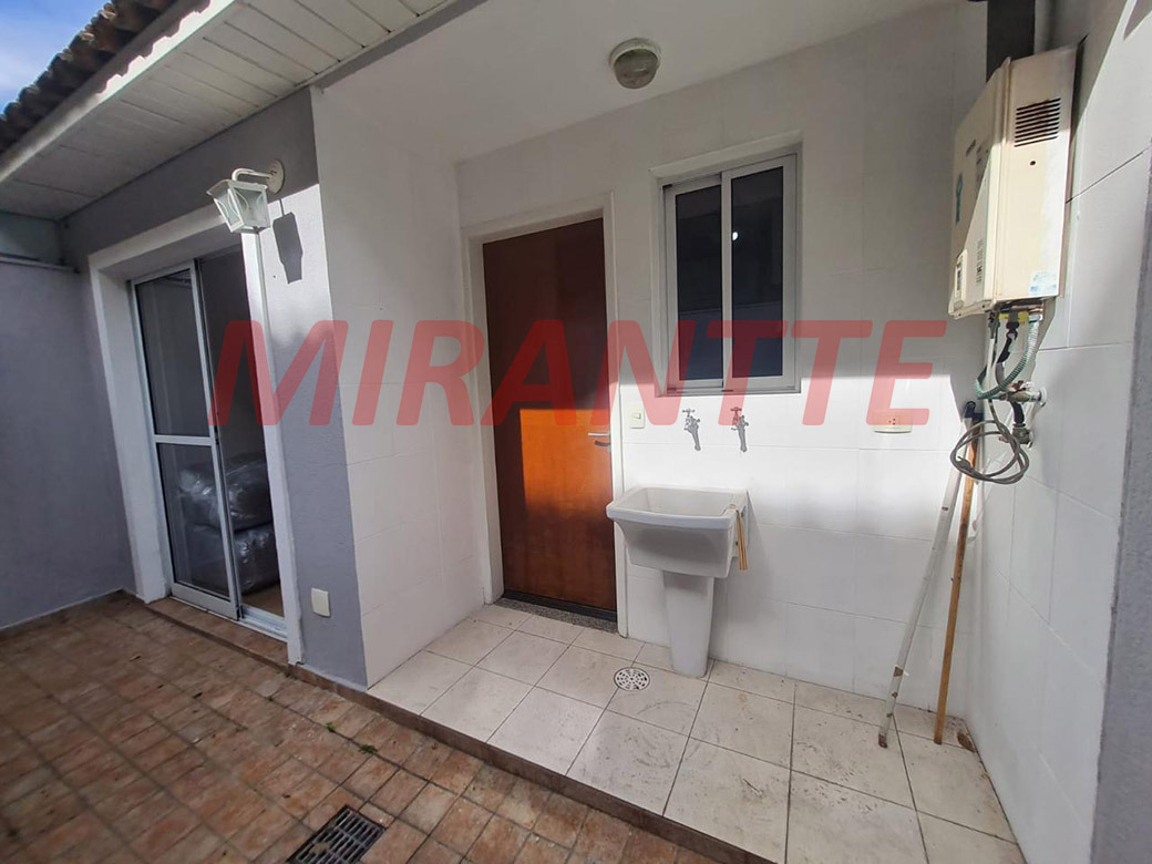 Cond. fechado de 115m² com 3 quartos em Horto Florestal