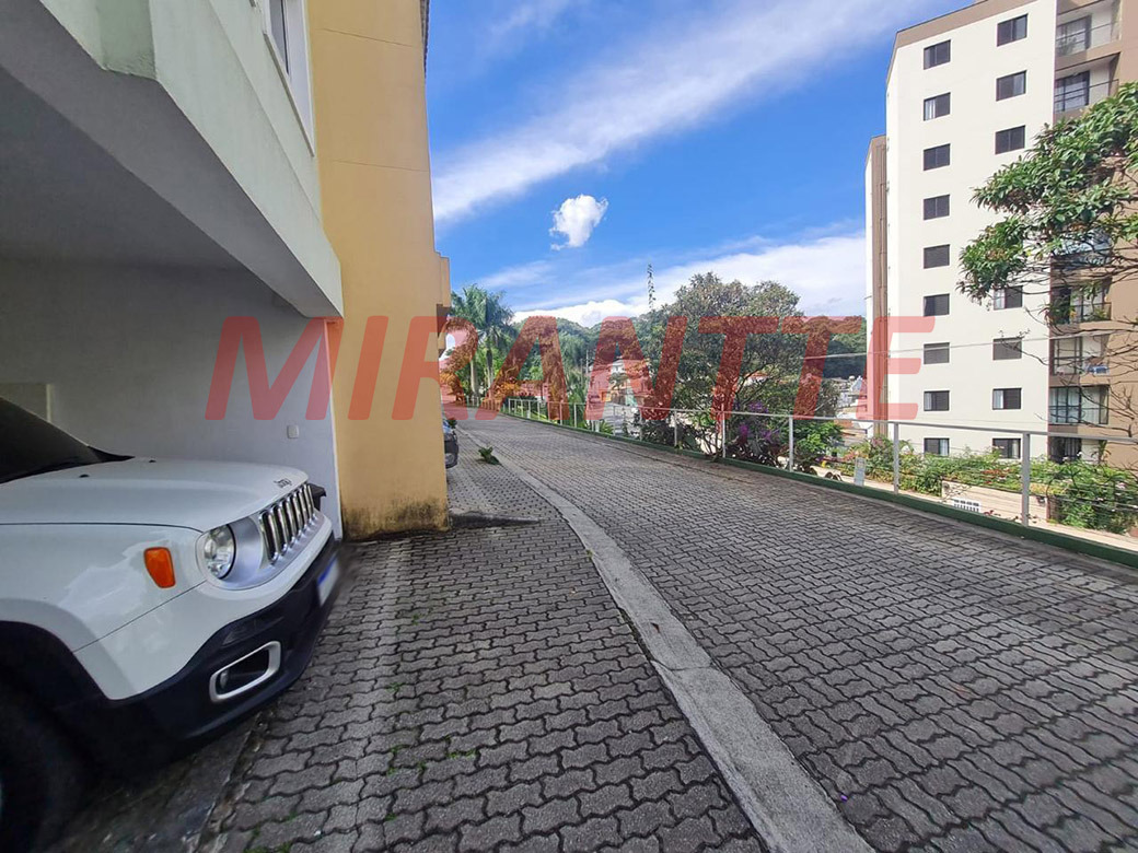 Cond. fechado de 115m² com 3 quartos em Horto Florestal