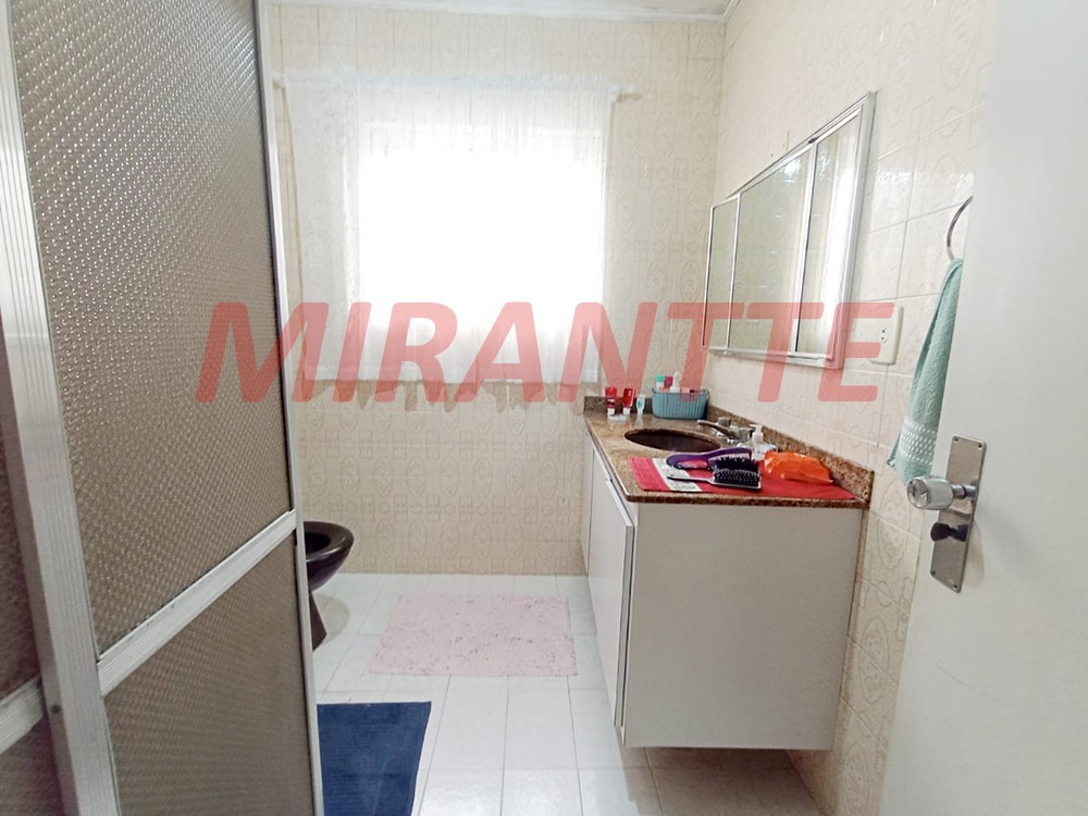 Sobrado de 219m² com 3 quartos em Vila Paiva
