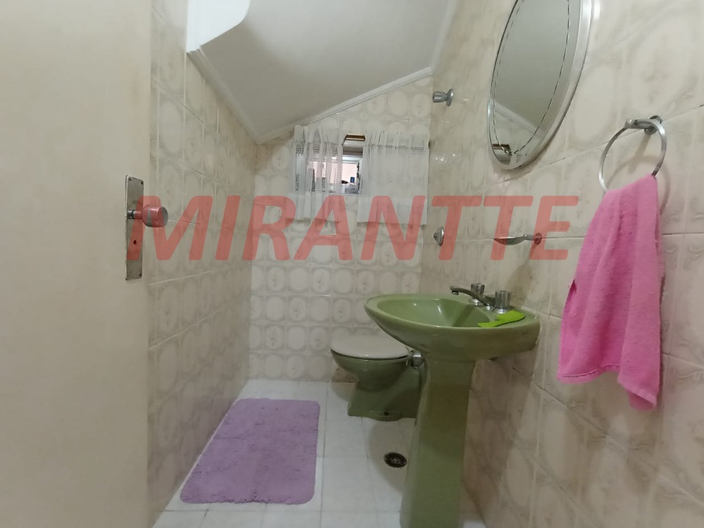 Sobrado de 219m² com 3 quartos em Vila Paiva