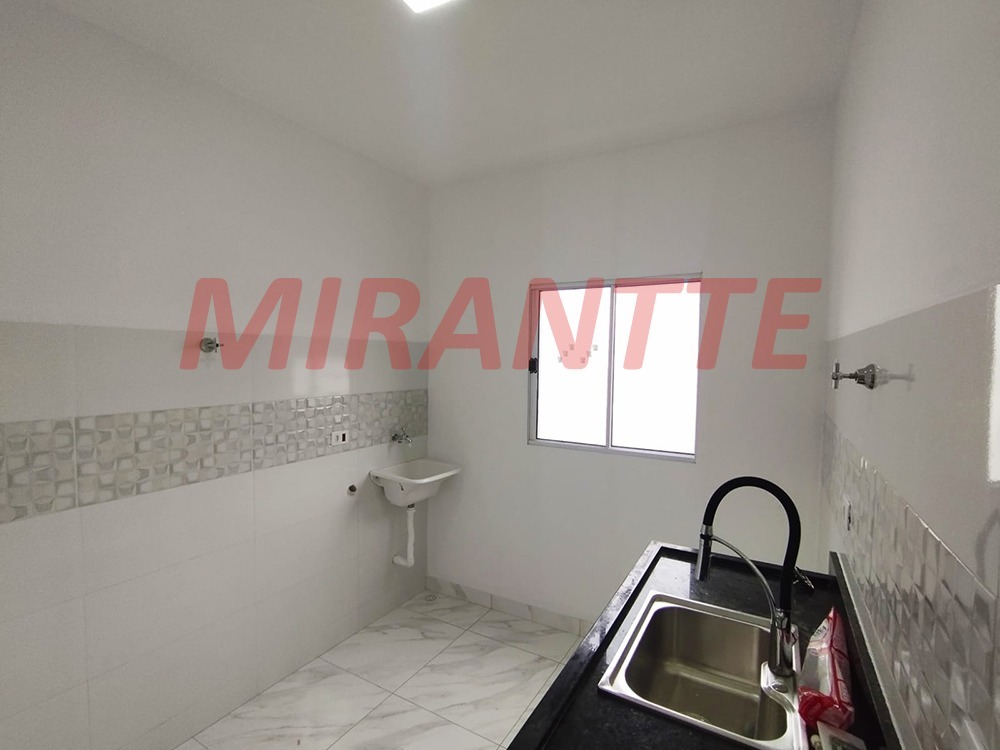 Apartamento de 48m² com 2 quartos em Vila Gustavo