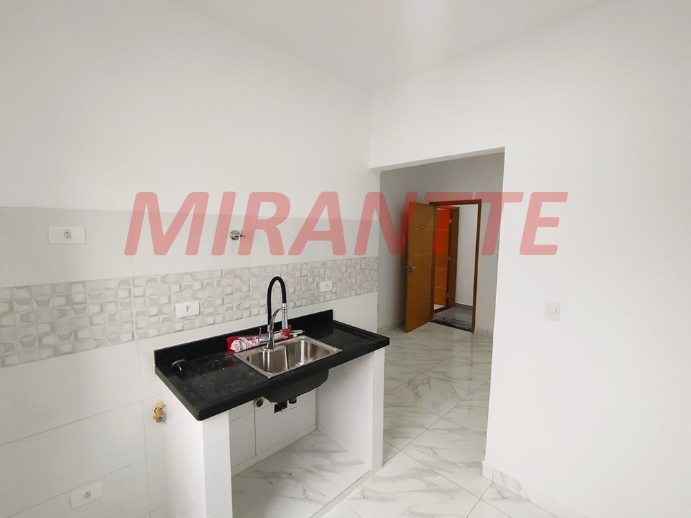 Apartamento de 48m² com 2 quartos em Vila Gustavo