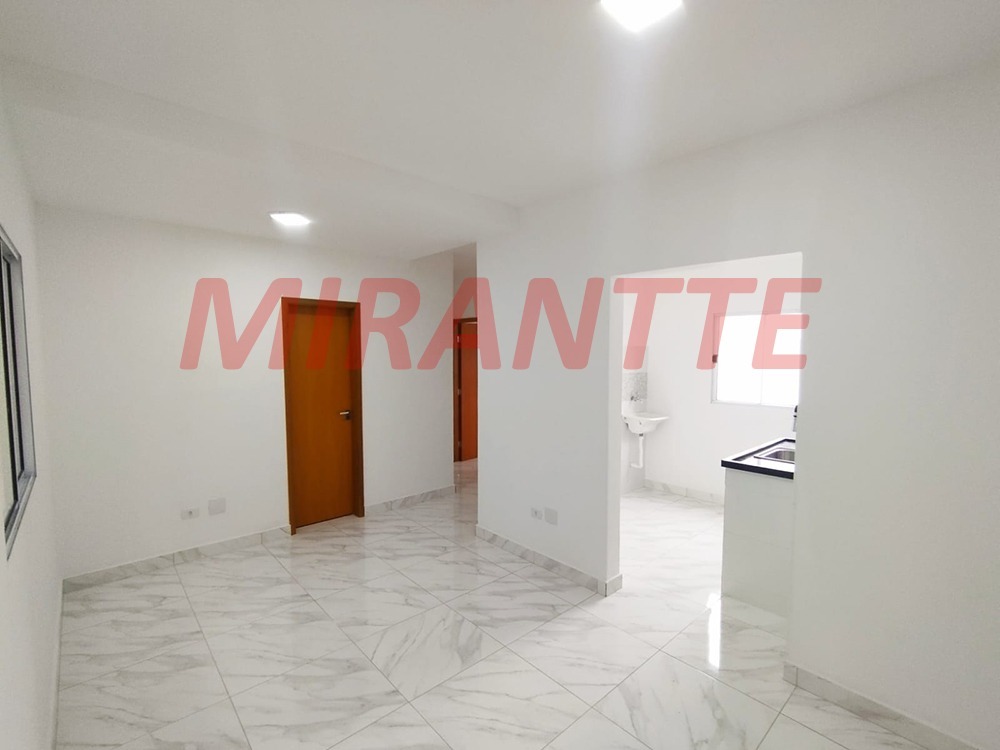 Apartamento de 48m² com 2 quartos em Vila Gustavo