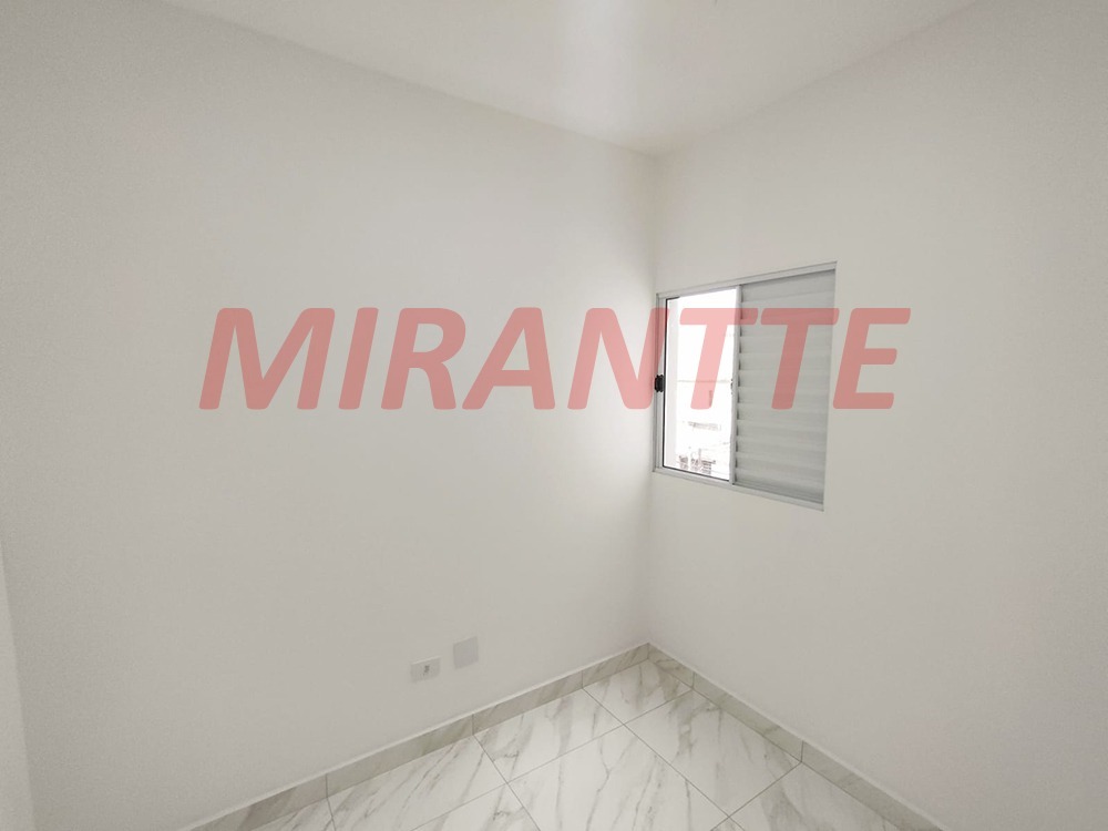 Apartamento de 48m² com 2 quartos em Vila Gustavo