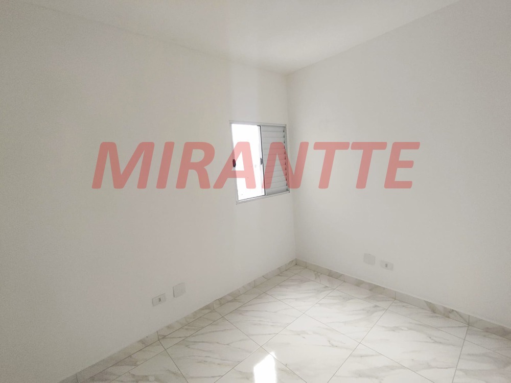 Apartamento de 48m² com 2 quartos em Vila Gustavo