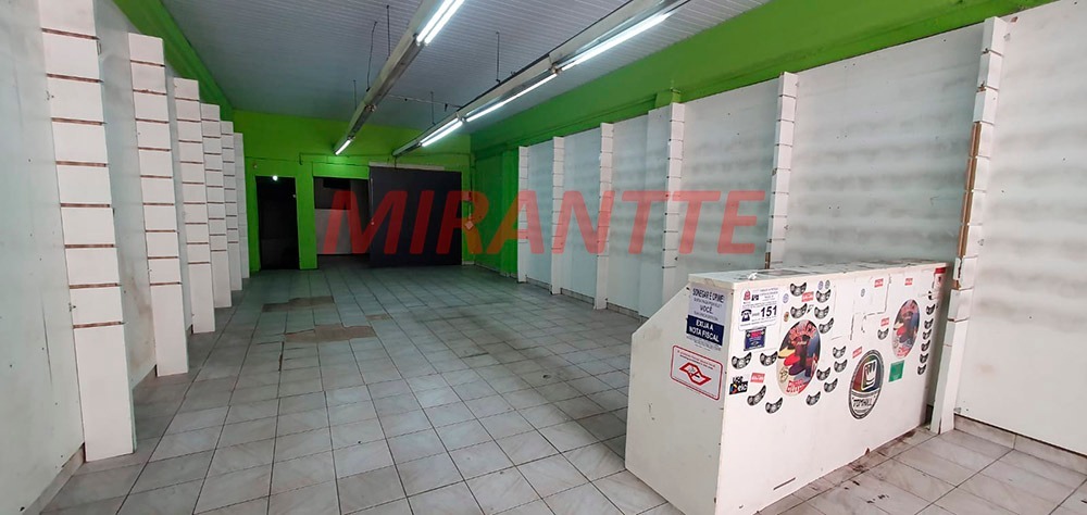 Comercial de 275m² em Centro