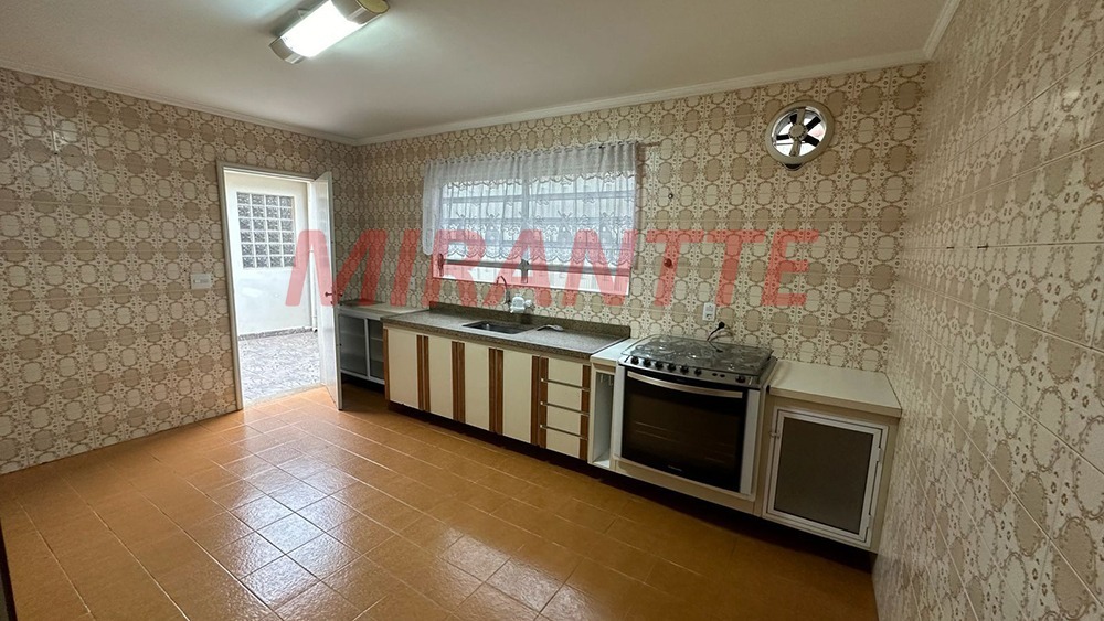 Sobrado de 130m² com 3 quartos em Vila Guaca