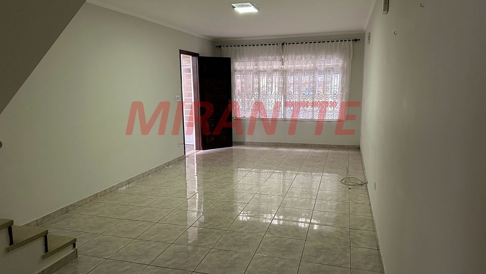 Sobrado de 130m² com 3 quartos em Vila Guaca