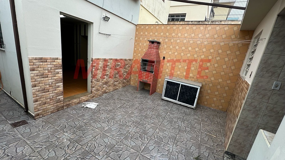 Sobrado de 130m² com 3 quartos em Vila Guaca