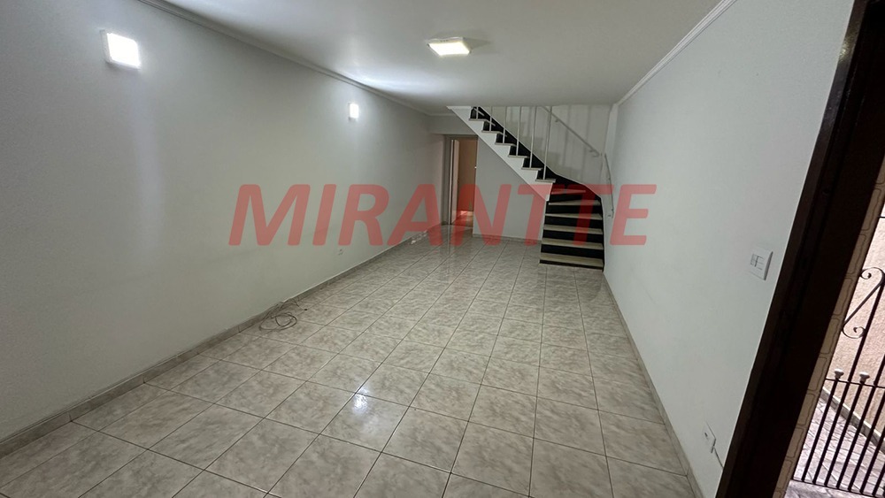 Sobrado de 130m² com 3 quartos em Vila Guaca