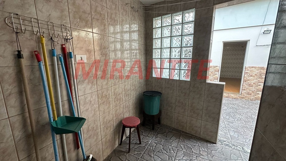 Sobrado de 130m² com 3 quartos em Vila Guaca