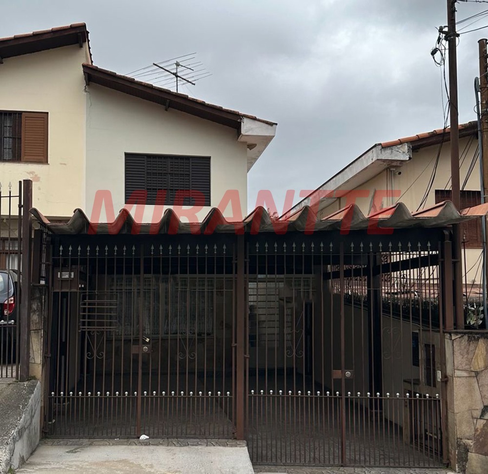 Sobrado de 130m² com 3 quartos em Vila Guaca