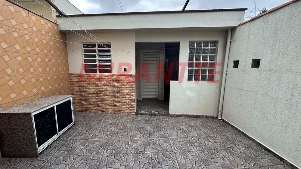 Sobrado de 130m² com 3 quartos em Vila Guaca
