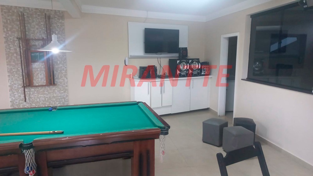 Sobrado de 300m² com 10 quartos em Vila Dionisia
