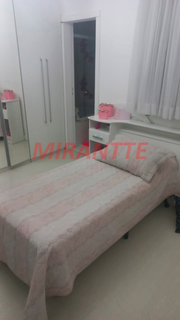 Sobrado de 300m² com 10 quartos em Vila Dionisia