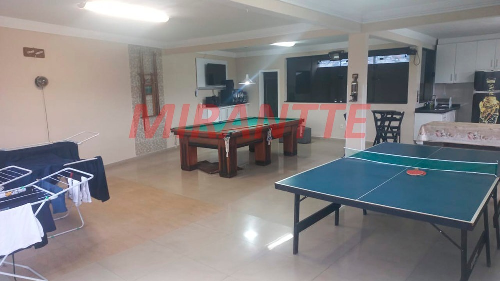 Sobrado de 300m² com 10 quartos em Vila Dionisia