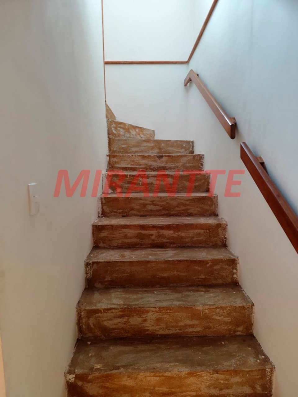 Casa terrea de 880m² com 3 quartos em Água Fria
