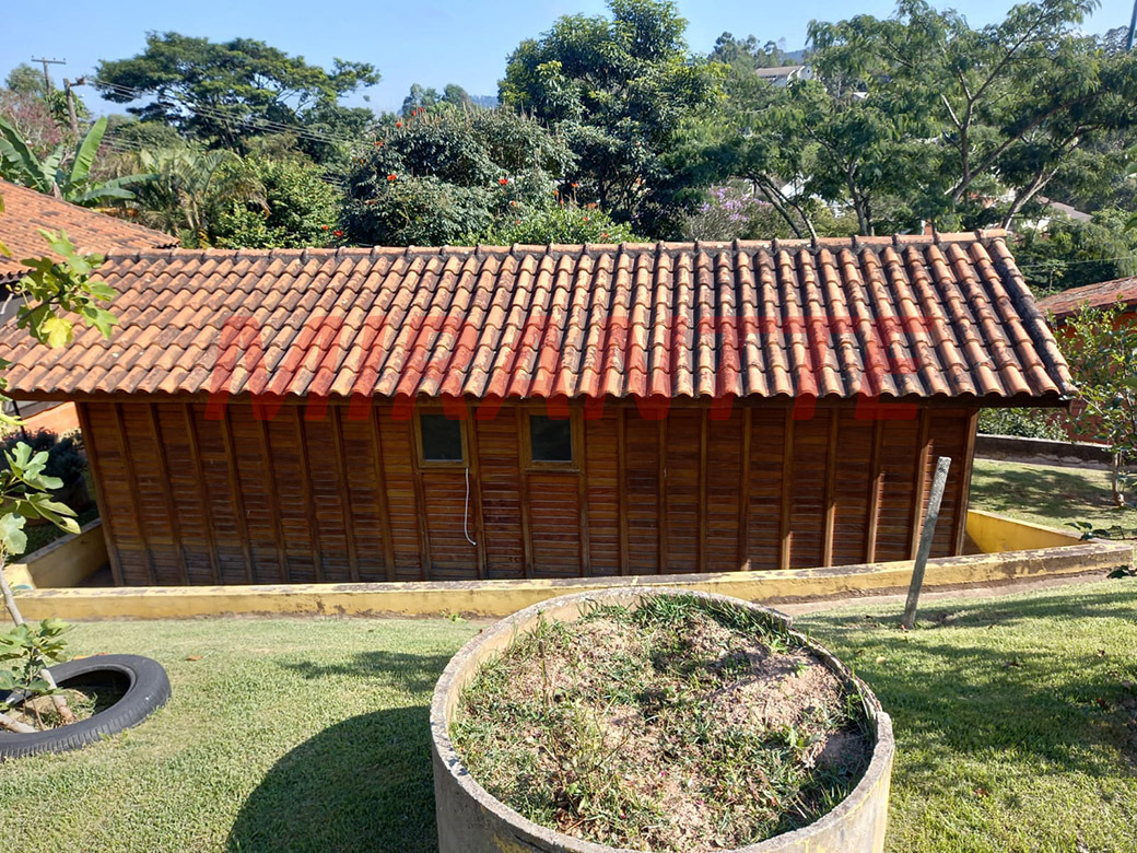 Cond. fechado de 305m² com 3 quartos em Serra da Cantareira